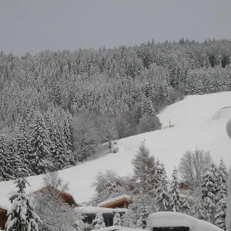 Ski-in Ski-out Kriekels - By Alpen *